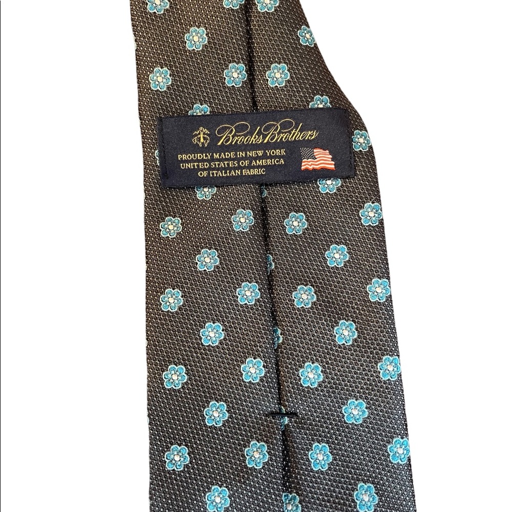 brooks brothers blue flower print tie